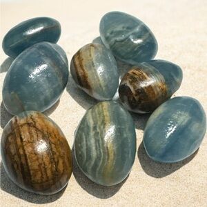 Beautiful Caribbean Calcite Tumbles, sold by bundle of 8 pieces only
